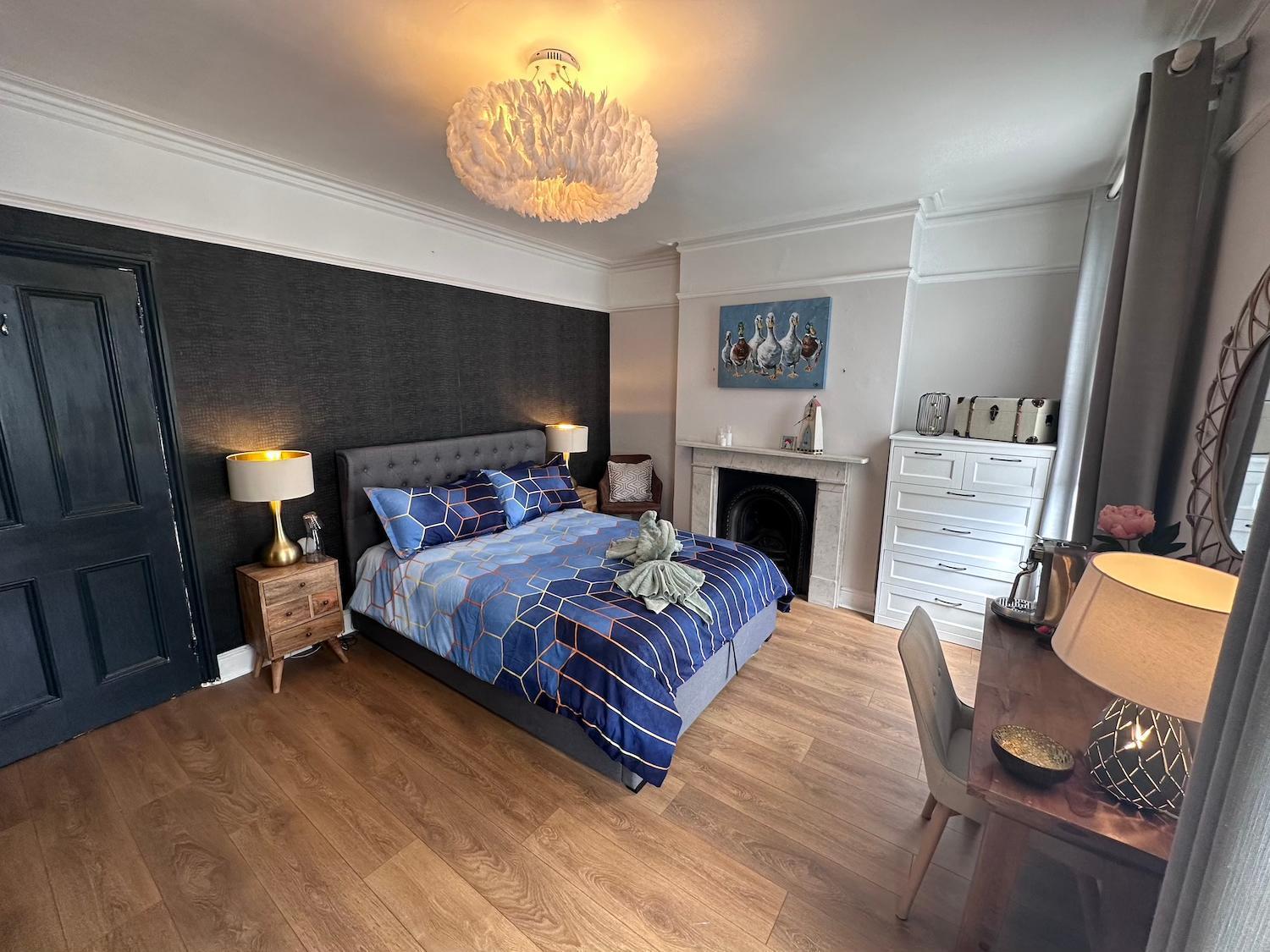 Large Bedroom In Beautiful House London Luaran gambar